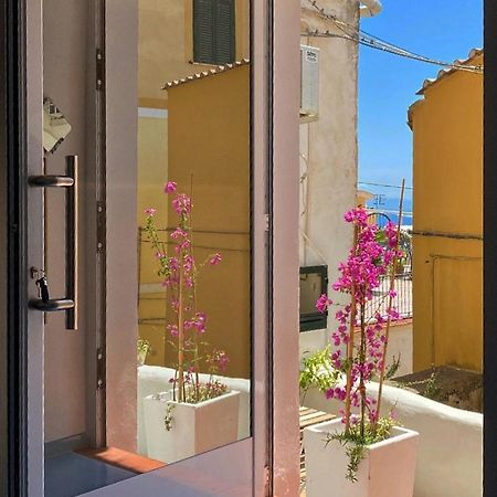 Casa Vacanza Le Tre Sorelle Vietri sul Mare Exterior photo